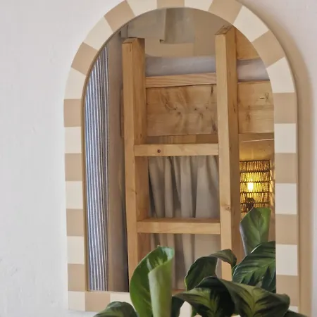 - Utopy Hostel Capbreton